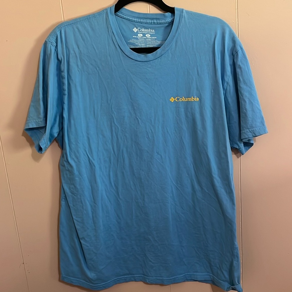 Columbia blue t shirt grizzly bear